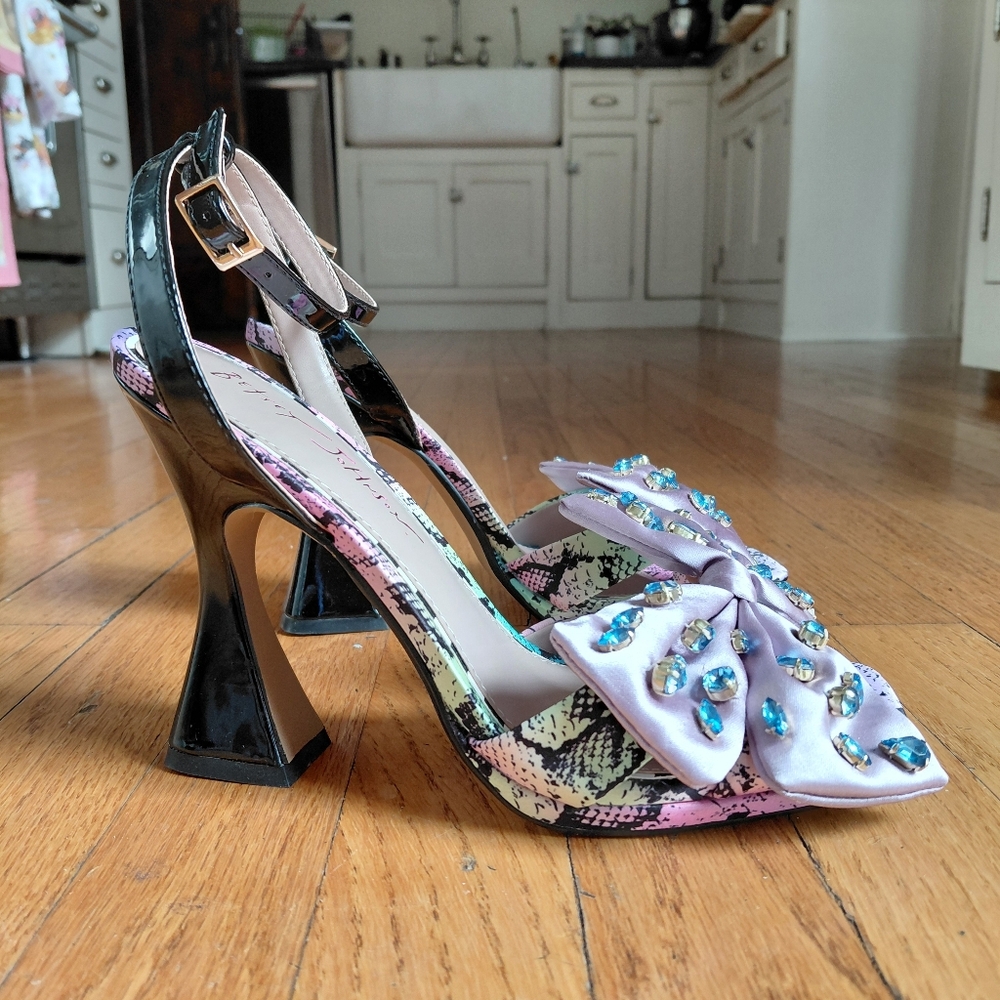 BETSEY JOHNSON Womens Purple Mixed Media Gem Bow Loise Square Toe Sandals ๐ - Picture 3 of 10